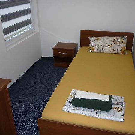 Yalta Guesthouse Rusze Kültér fotó